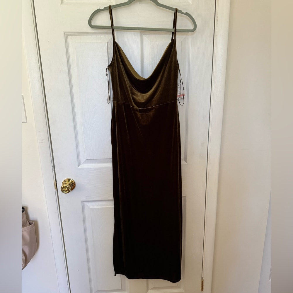 Taylor olive green velvet cowl neck dress. Size 2. NWT